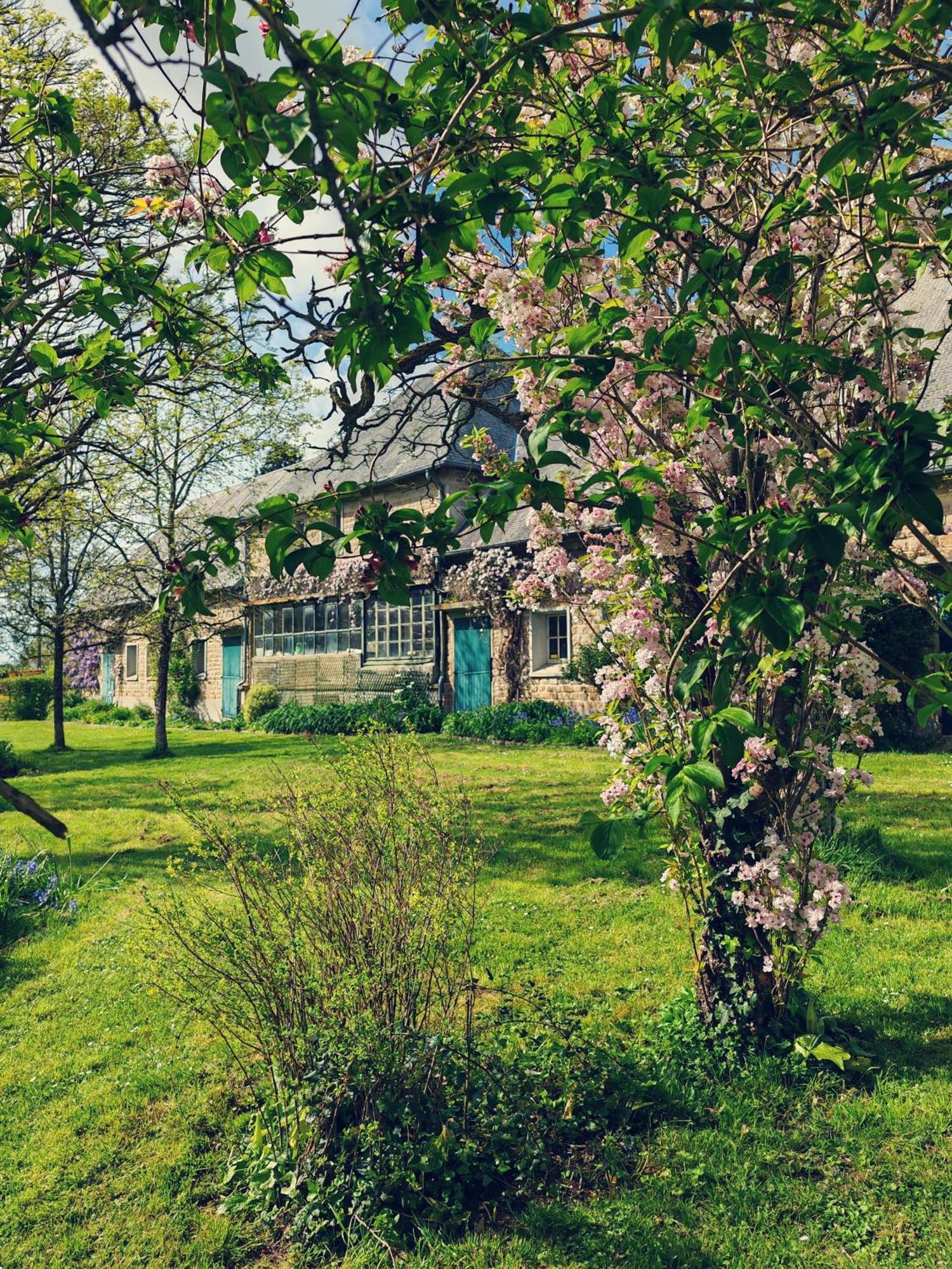 Domaine De L'Isle Maniere Appartement Saint-Quentin-sur-le-Homme Buitenkant foto